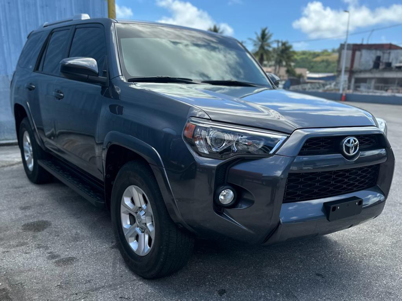 2016 Toyota 4Runner Sr5 Preview 02