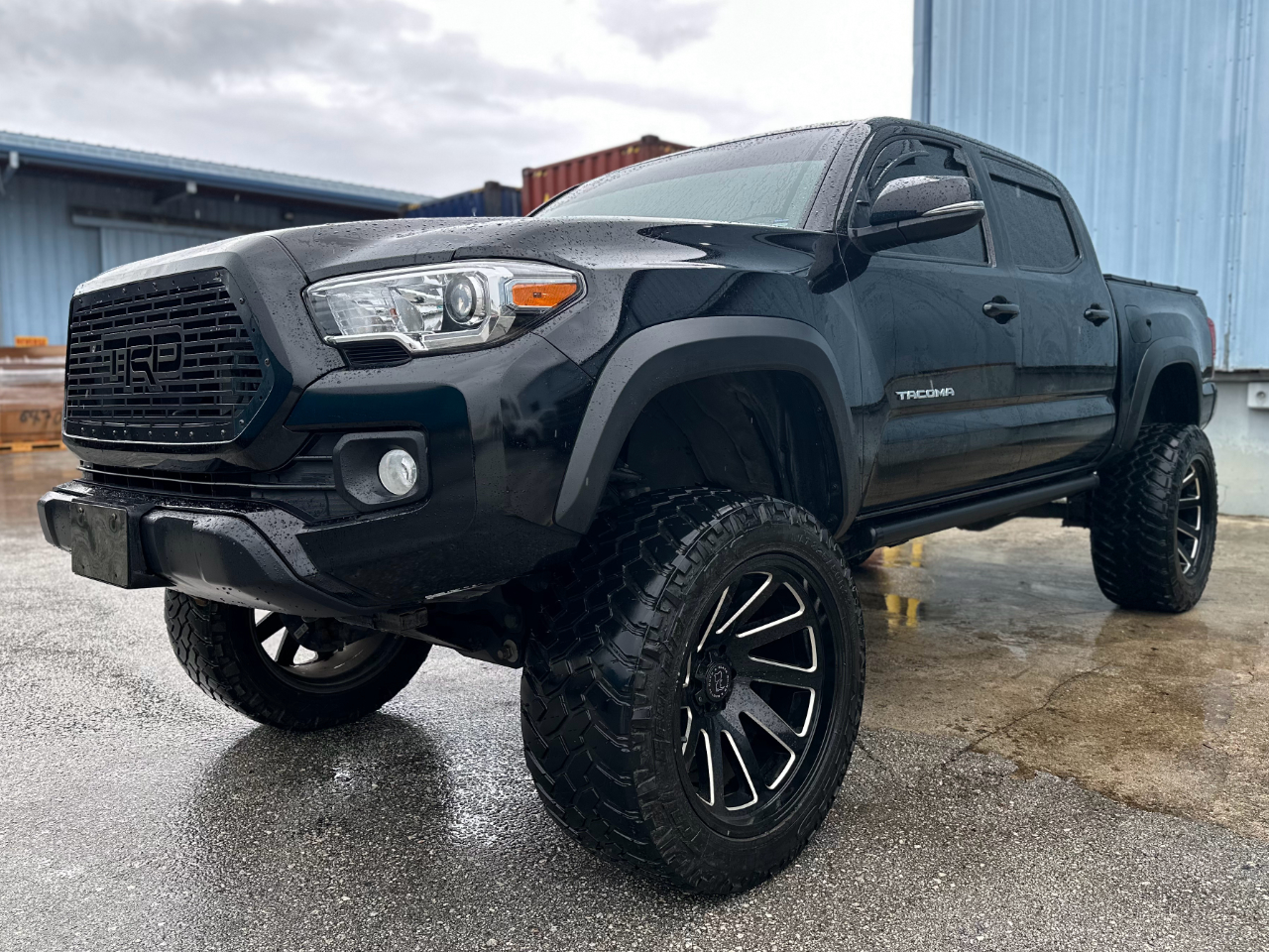 2017 Toyota Tacoma Double Cab Preview 01